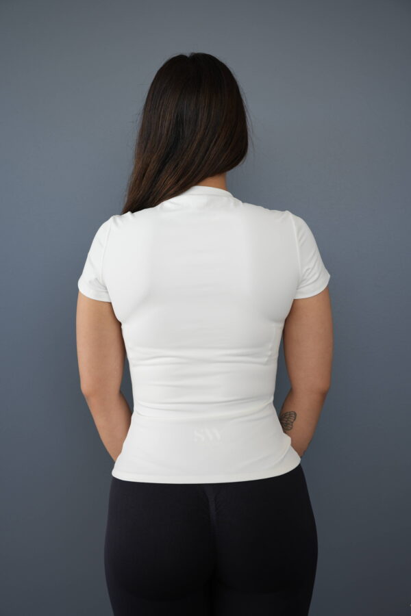 Essential Sculpt Tee - Image 4